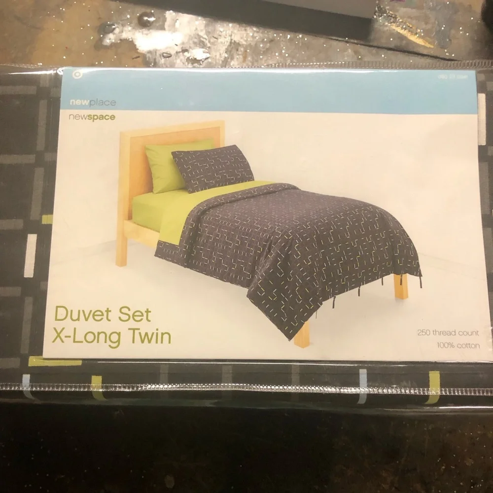 Twin X-Long Duvet Set in Charcoal and Lime